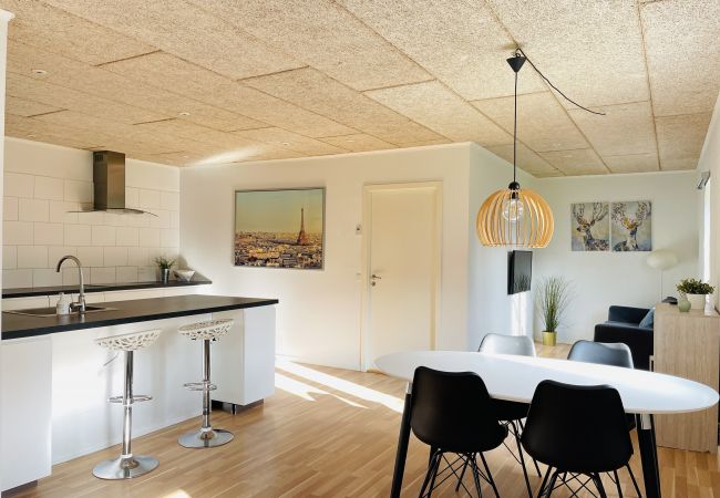 Apartment in Aalborg - aday - Private House with garden City Center Apartment in Aalborg - aday - Private House with garden City Center