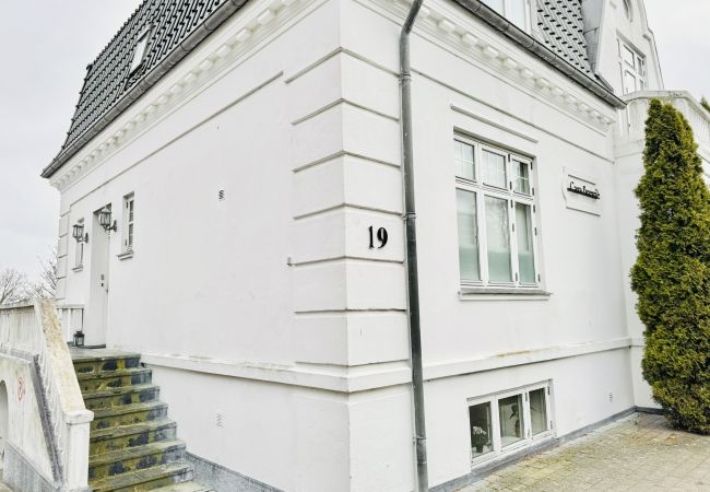 Apartment in Aalborg - aday - Villa Firenze - 2 Bedrooms Spacious Apartment Apartment in Aalborg - aday - Villa Firenze - 2 Bedrooms Spacious Apartment