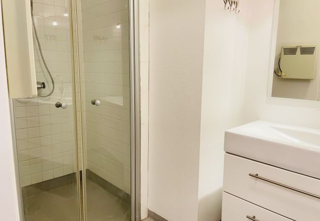 Apartment in Aalborg - aday - Aalborg Mansion - 3 Bedrooms Apartment Apartment in Aalborg - aday - Aalborg Mansion - 3 Bedrooms Apartment