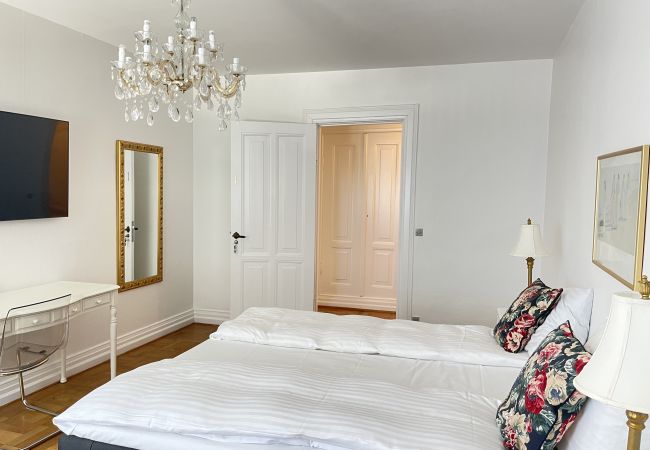 Apartment in Aalborg - aday - Aalborg Mansion - 3 Bedrooms Apartment Apartment in Aalborg - aday - Aalborg Mansion - 3 Bedrooms Apartment