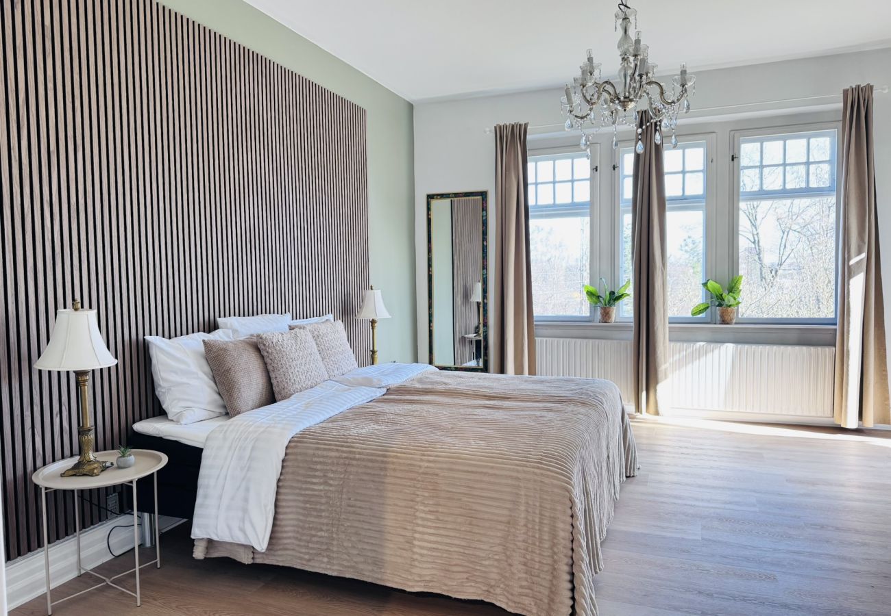 Apartment in Aalborg - aday - Aalborg Mansion - 3 Bedrooms Apartment