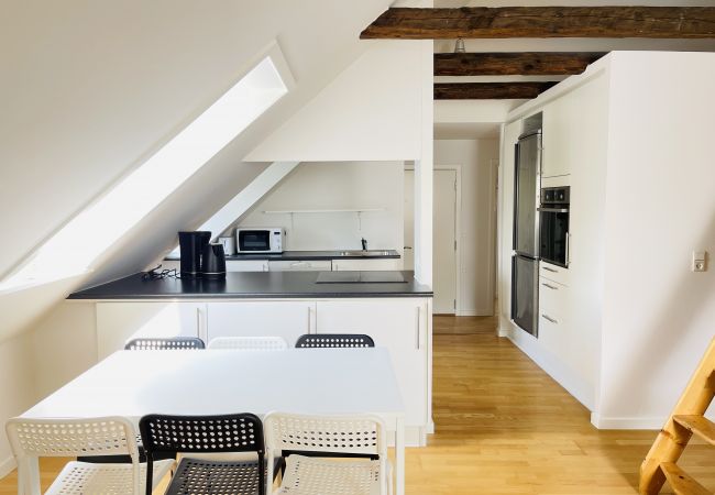 Apartment in Aalborg - aday - City Central Mansion - 4 bedroom apartment Apartment in Aalborg - aday - City Central Mansion - 4 bedroom apartment
