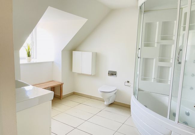 Apartment in Aalborg - aday - City Central Mansion - 4 bedroom apartment Apartment in Aalborg - aday - City Central Mansion - 4 bedroom apartment