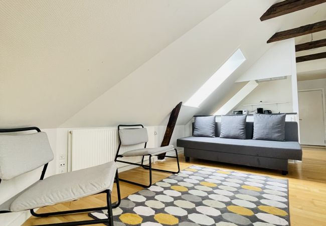 Apartment in Aalborg - aday - City Central Mansion - 4 bedroom apartment Apartment in Aalborg - aday - City Central Mansion - 4 bedroom apartment