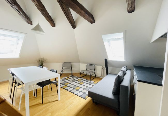 Apartment in Aalborg - aday - City Central Mansion - 4 bedroom apartment Apartment in Aalborg - aday - City Central Mansion - 4 bedroom apartment
