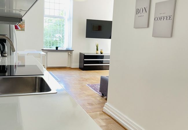 Apartment in Aalborg - aday - Aalborg mansion - Open bright apartment with garden Apartment in Aalborg - aday - Aalborg mansion - Open bright apartment with garden