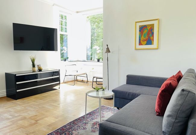 Apartment in Aalborg - aday - Aalborg mansion - Open bright apartment with garden Apartment in Aalborg - aday - Aalborg mansion - Open bright apartment with garden