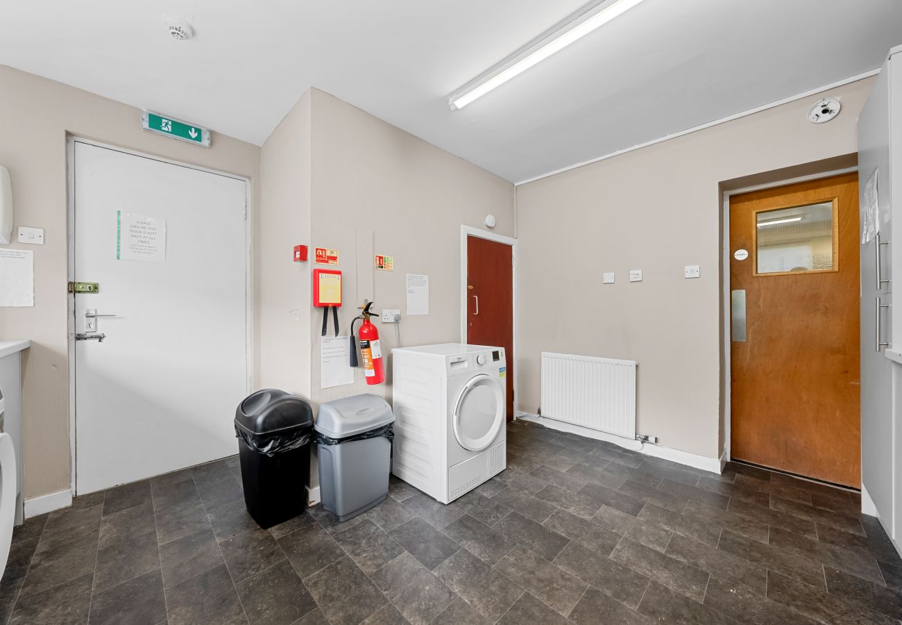 Rent by room in Inverness - mySTAYINN Telford Guest House Room 1 