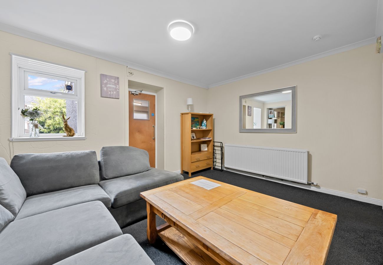 Rent by room in Inverness - mySTAYINN Telford Guest House Room 1 