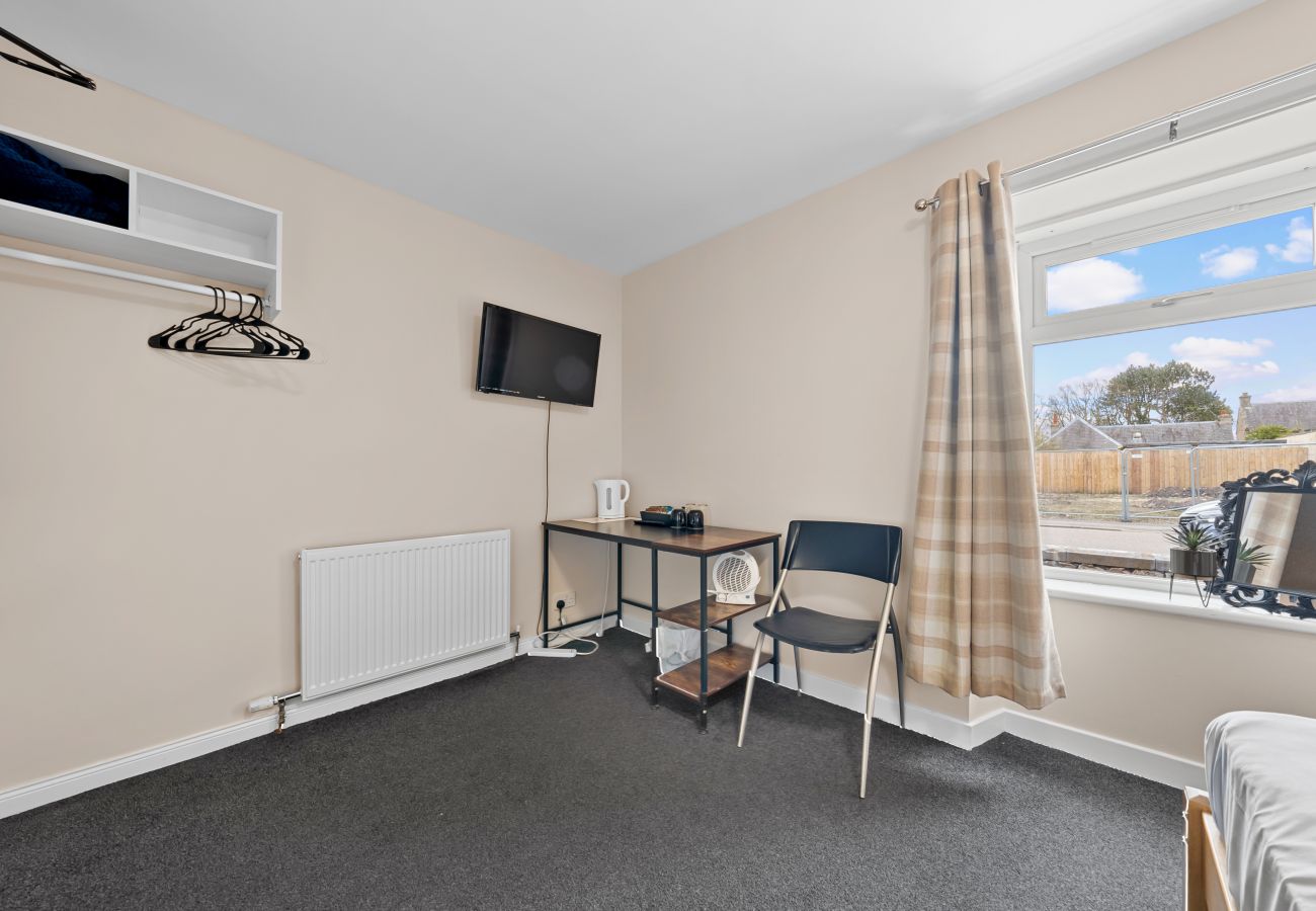 Rent by room in Inverness - mySTAYINN Telford Guest House Room 1 
