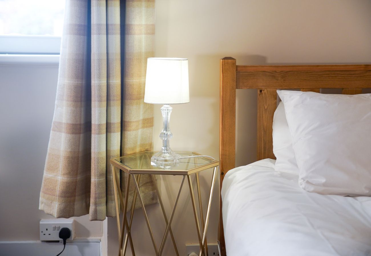Rent by room in Inverness - mySTAYINN Telford Guest House Room 4
