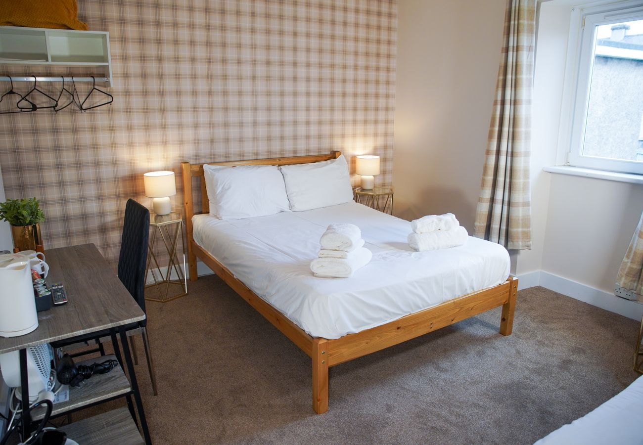 Rent by room in Inverness - mySTAYINN Telford Guest House Room 4