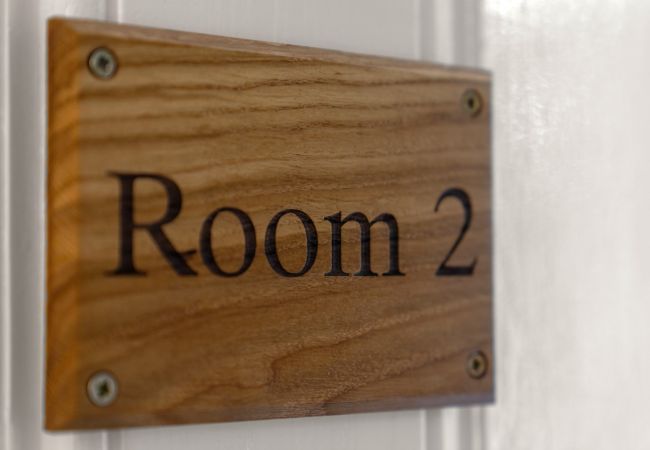 Rent by room in Inverness - mySTAYINN Strathblane Guest House Room 2