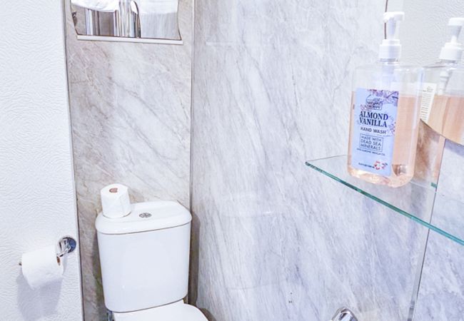 Rent by room in Inverness - mySTAYINN Strathblane Guest House Room 4 Rent by room in Inverness - mySTAYINN Strathblane Guest House Room 4