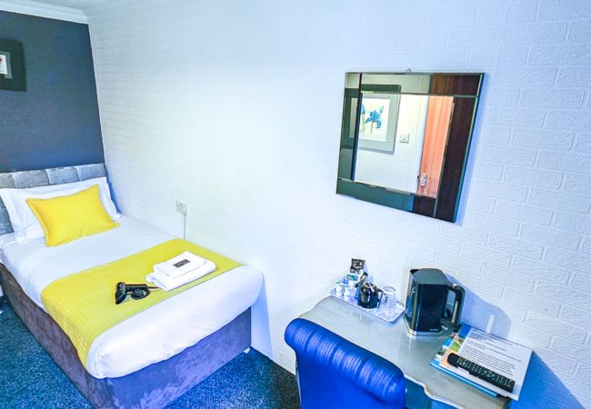 Rent by room in Inverness - mySTAYINN Strathblane Guest House Room 4 Rent by room in Inverness - mySTAYINN Strathblane Guest House Room 4