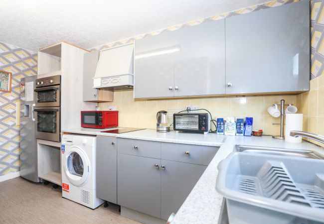 Rent by room in Inverness - mySTAYINN Strathblane Guest House Room 7 Rent by room in Inverness - mySTAYINN Strathblane Guest House Room 7