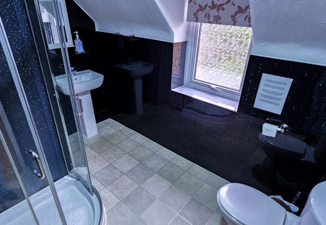 Rent by room in Inverness - mySTAYINN Strathblane Guest House Room 7 Rent by room in Inverness - mySTAYINN Strathblane Guest House Room 7