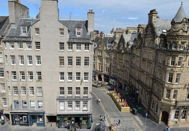 Apartment in Edinburgh - Penthouse Apartment on Royal Mile | Three Bed Apartment in Edinburgh - Penthouse Apartment on Royal Mile | Three Bed