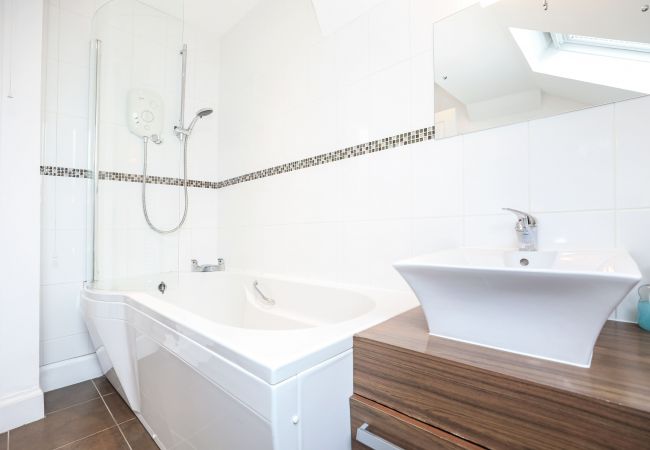 Apartment in Edinburgh - Penthouse Apartment on Royal Mile | Three Bed Apartment in Edinburgh - Penthouse Apartment on Royal Mile | Three Bed