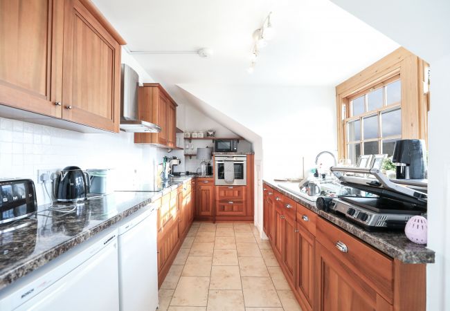 Apartment in Edinburgh - Penthouse Apartment on Royal Mile | Three Bed Apartment in Edinburgh - Penthouse Apartment on Royal Mile | Three Bed