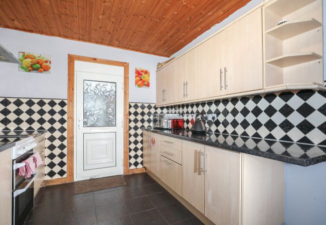 Rent by room in Edinburgh - Gorgeous Family Room in Elegant Cottage Rent by room in Edinburgh - Gorgeous Family Room in Elegant Cottage