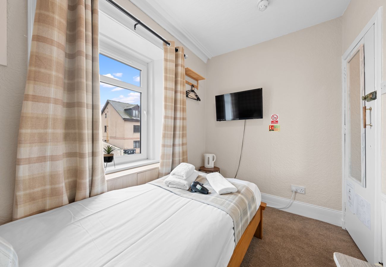 House in Inverness - mySTAYINN Telford 7 Bedroom House