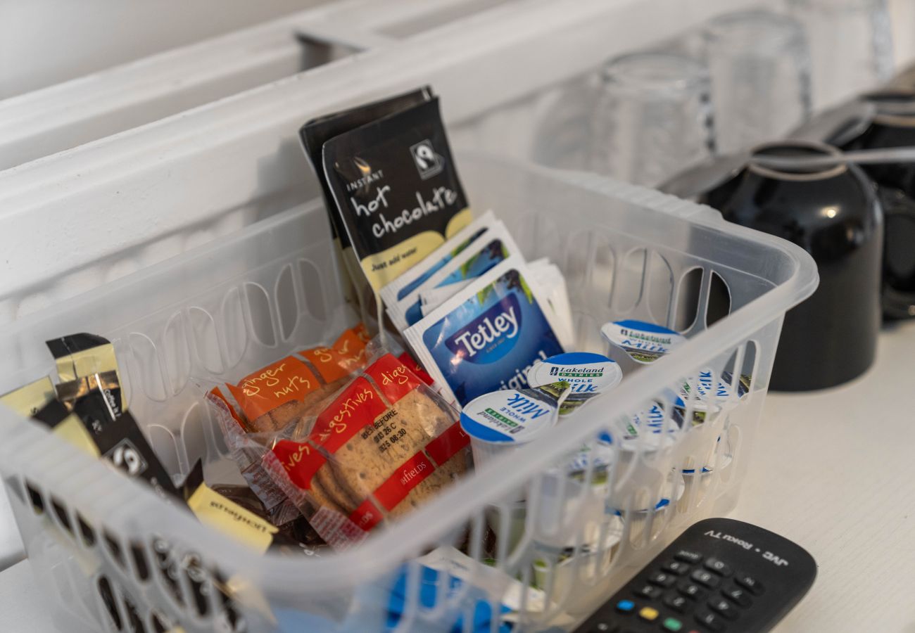 House in Inverness - mySTAYINN Strathblane 7 Bedroom House