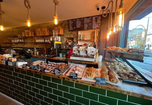 Rent by room in Edinburgh - Smith Place Hotel Room 7 Rent by room in Edinburgh - Smith Place Hotel Room 7