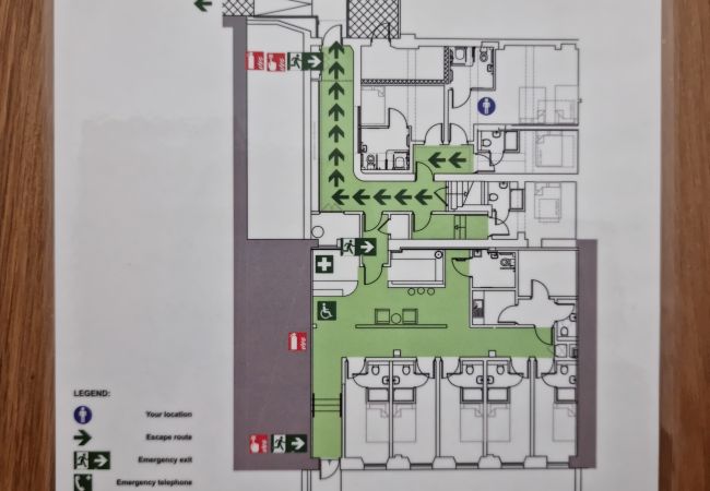 Rent by room in Edinburgh - Smith Place Hotel Room 7 Rent by room in Edinburgh - Smith Place Hotel Room 7