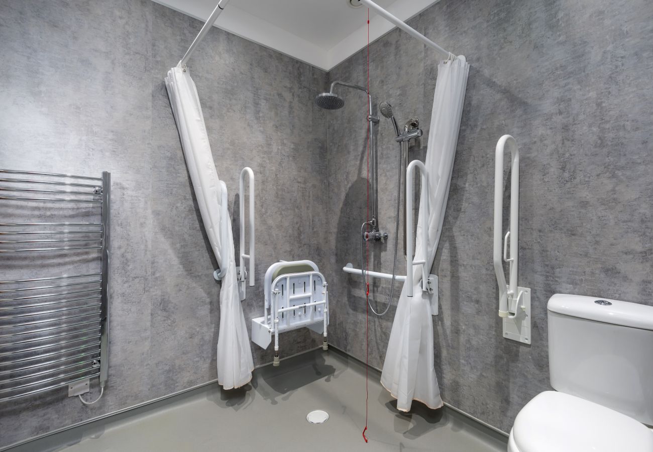 Rent by room in Edinburgh - Smith Place Hotel Room 7