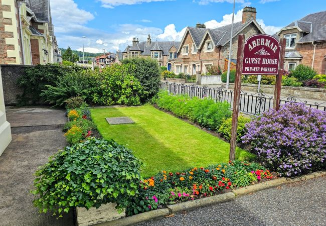 Rent by room in Inverness - mySTAYINN Abermar Guest House | Room 7 Rent by room in Inverness - mySTAYINN Abermar Guest House | Room 7