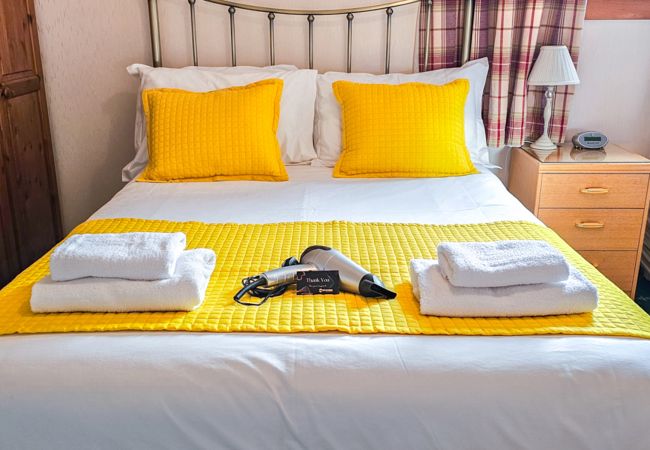 Rent by room in Inverness - mySTAYINN Abermar Guest House | Room 7 Rent by room in Inverness - mySTAYINN Abermar Guest House | Room 7