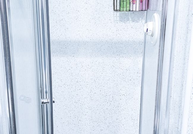 Rent by room in Inverness - mySTAYINN Abermar Guest House  | Room 11 Rent by room in Inverness - mySTAYINN Abermar Guest House  | Room 11