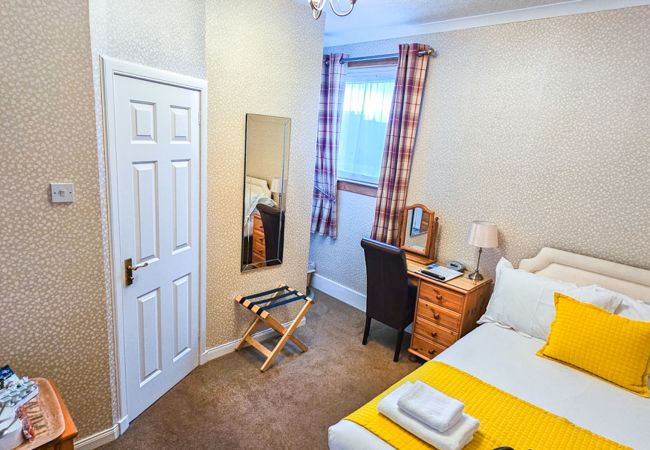 Rent by room in Inverness - mySTAYINN Abermar Guest House  | Room 11 Rent by room in Inverness - mySTAYINN Abermar Guest House  | Room 11