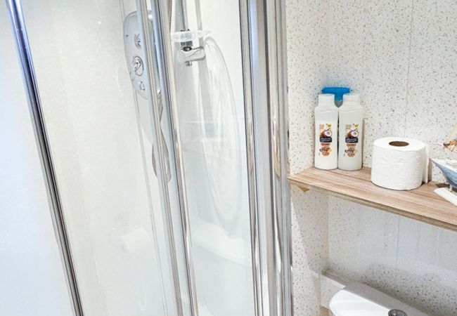 Rent by room in Inverness - mySTAYINN Kinloch Lodge Room 2 Rent by room in Inverness - mySTAYINN Kinloch Lodge Room 2