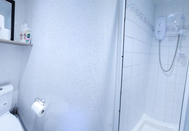 Rent by room in Inverness - mySTAYINN Kinloch Lodge Room 4 Rent by room in Inverness - mySTAYINN Kinloch Lodge Room 4