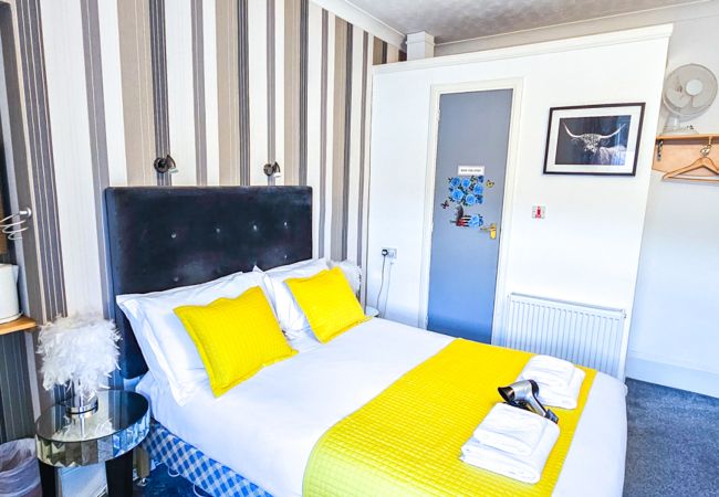 Rent by room in Inverness - mySTAYINN Kinloch Lodge Room 4 Rent by room in Inverness - mySTAYINN Kinloch Lodge Room 4