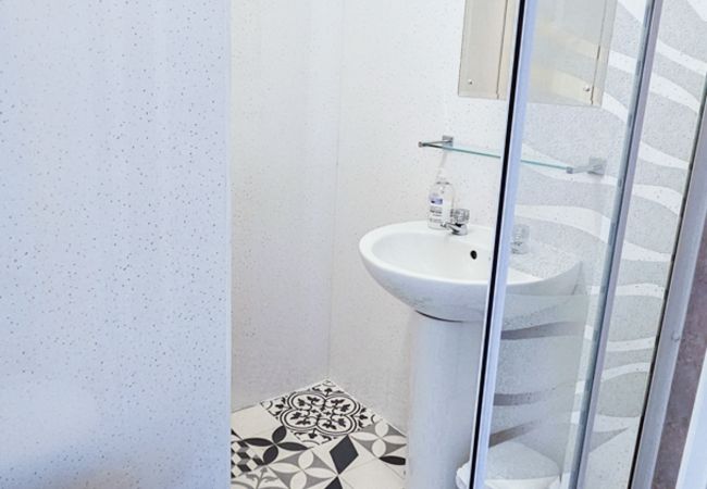 Rent by room in Inverness - mySTAYINN Kinloch Lodge Room 5 Rent by room in Inverness - mySTAYINN Kinloch Lodge Room 5