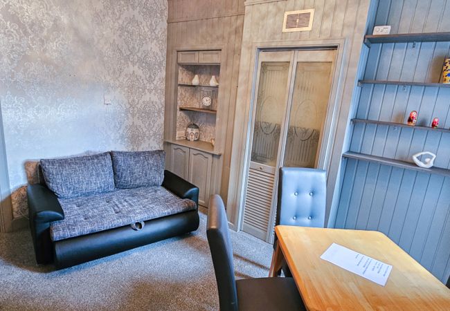 Rent by room in Inverness - mySTAYINN Kinloch Lodge Room 6 Rent by room in Inverness - mySTAYINN Kinloch Lodge Room 6