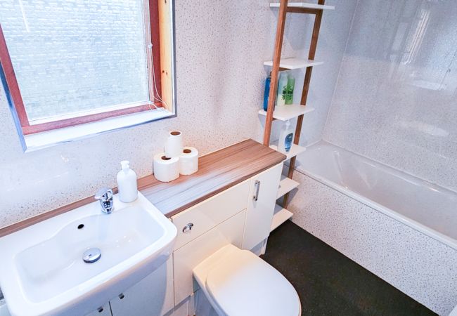 Rent by room in Inverness - mySTAYINN Kinloch Lodge Room 7 Rent by room in Inverness - mySTAYINN Kinloch Lodge Room 7