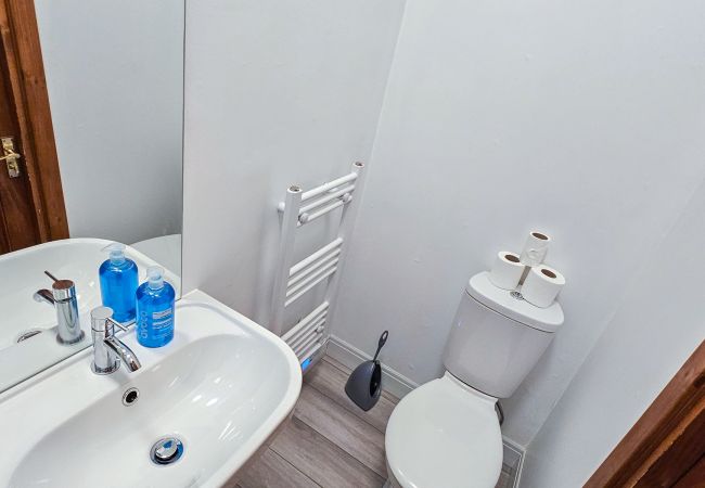 Rent by room in Inverness - mySTAYINN Melrose Villa Room 2 Rent by room in Inverness - mySTAYINN Melrose Villa Room 2