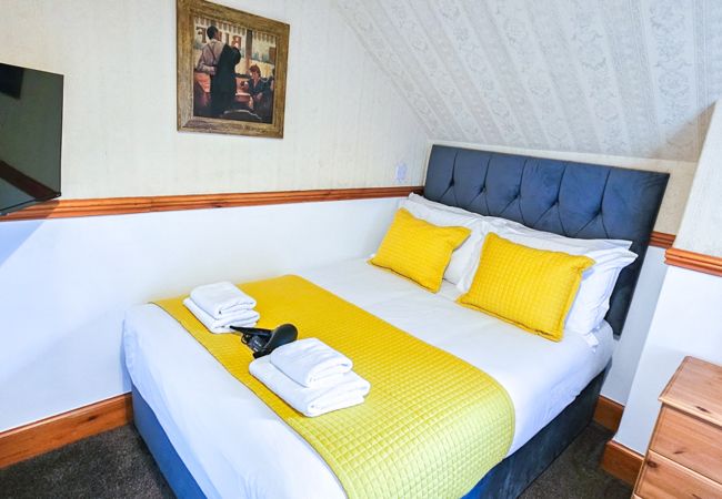 Rent by room in Inverness - mySTAYINN Melrose Villa Room 4 Rent by room in Inverness - mySTAYINN Melrose Villa Room 4