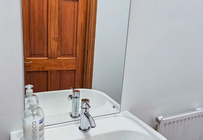 Rent by room in Inverness - mySTAYINN Melrose Villa Room 4 Rent by room in Inverness - mySTAYINN Melrose Villa Room 4