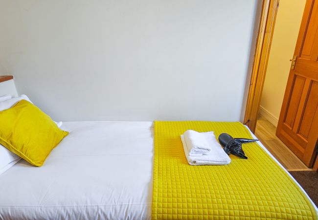 Rent by room in Inverness - mySTAYINN Melrose Villa Room 7 Rent by room in Inverness - mySTAYINN Melrose Villa Room 7