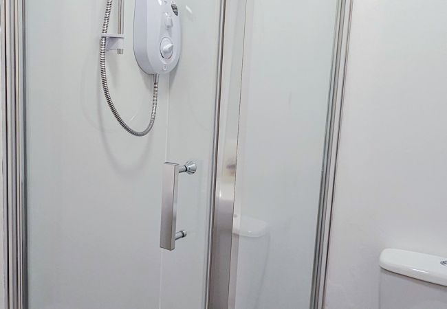 Rent by room in Inverness - mySTAYINN Melrose Villa Room 7 Rent by room in Inverness - mySTAYINN Melrose Villa Room 7