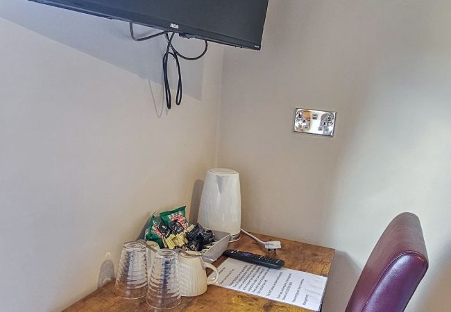 Rent by room in Inverness - mySTAYINN Melrose Villa Room 9 Rent by room in Inverness - mySTAYINN Melrose Villa Room 9