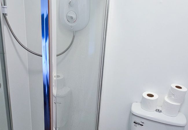 Rent by room in Inverness - mySTAYINN Melrose Villa Room 9 Rent by room in Inverness - mySTAYINN Melrose Villa Room 9