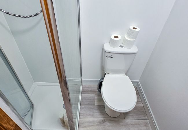 Rent by room in Inverness - mySTAYINN Melrose Villa Room 9 Rent by room in Inverness - mySTAYINN Melrose Villa Room 9