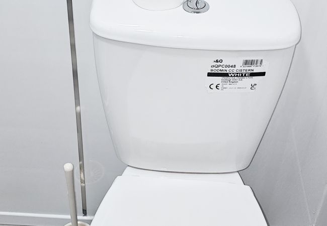 Rent by room in Inverness - mySTAYINN Melrose Villa Room 11 Rent by room in Inverness - mySTAYINN Melrose Villa Room 11