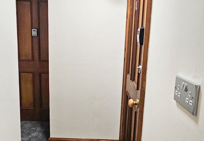 Rent by room in Inverness - mySTAYINN Melrose Villa Room 11 Rent by room in Inverness - mySTAYINN Melrose Villa Room 11